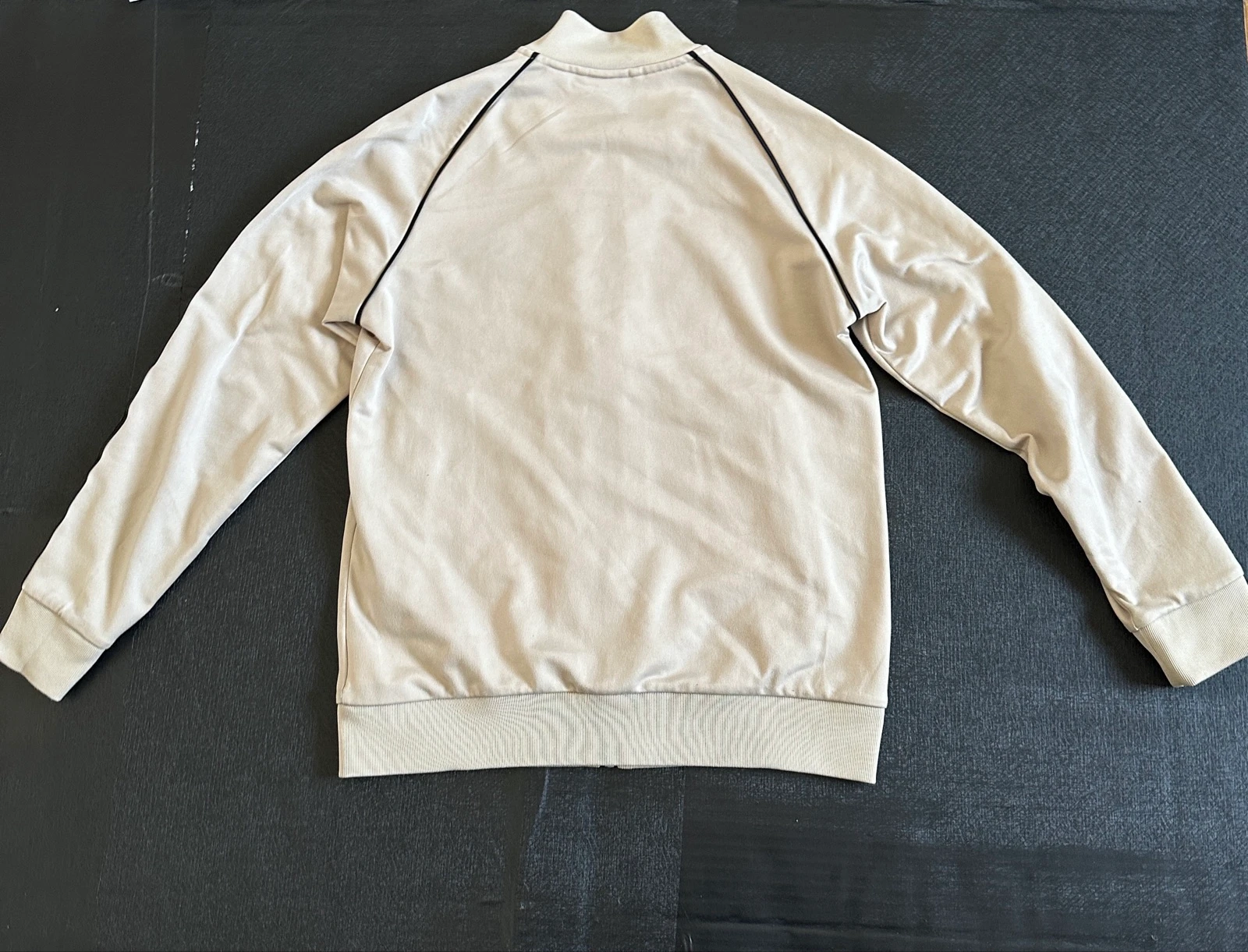 White Adidas Originals jacket with 3 black stripes – Size S – photo 2